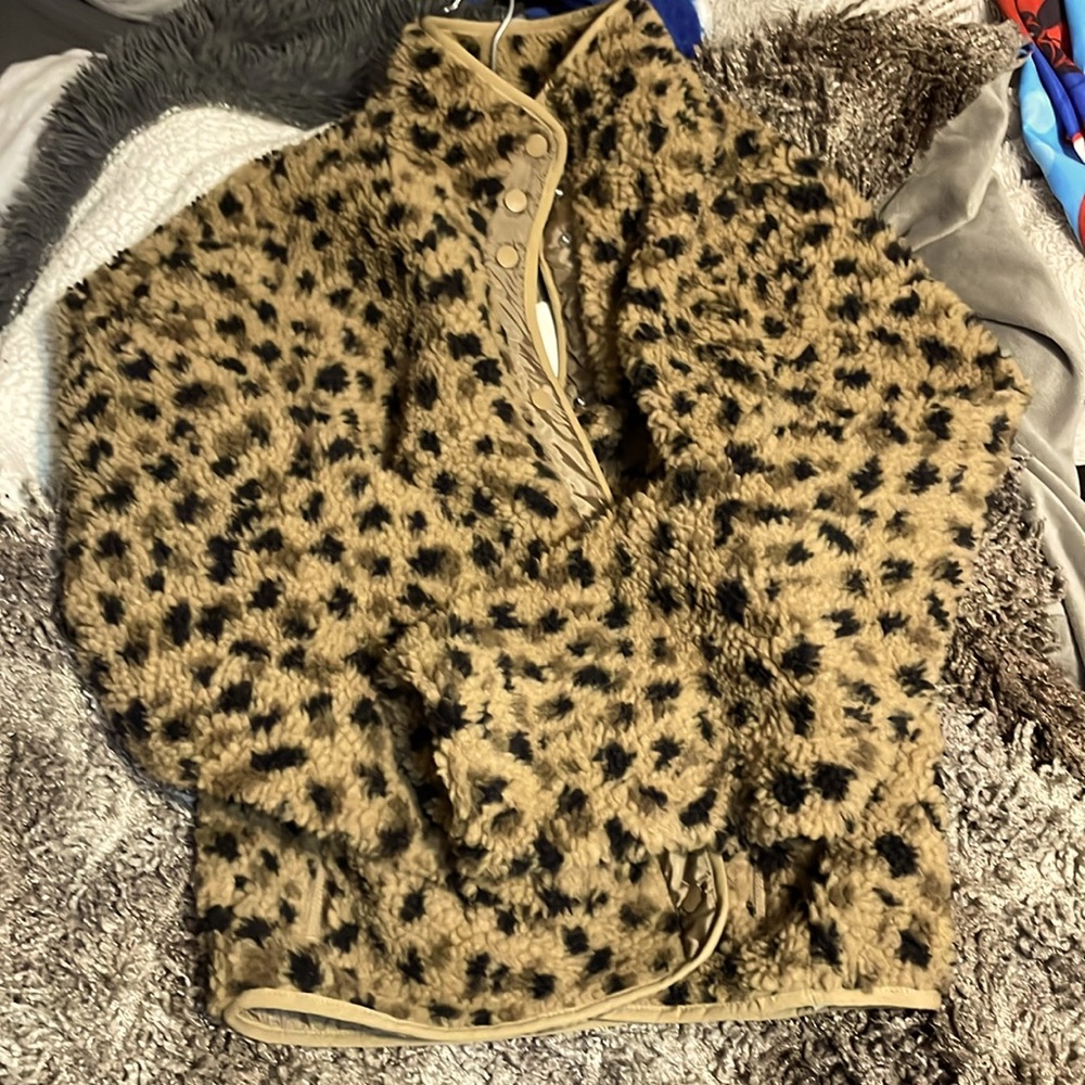 FABLETICS leopard jacket ✌🏼💴💅🏼 SOLD